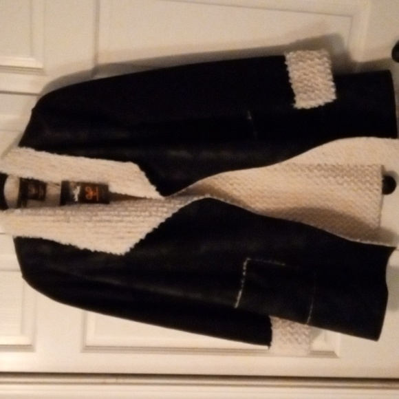 Wool Bully Wear jacket . - Picture 6 of 6